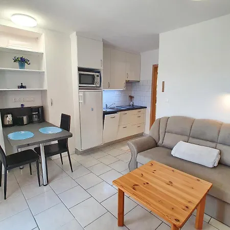 Apartment Krisztian Apartmanhaz *