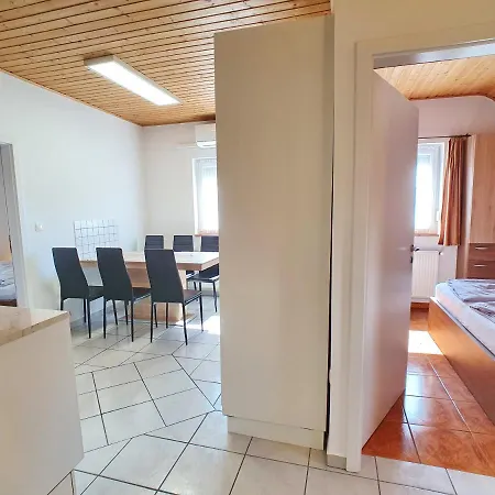 Krisztian Apartmanhaz Apartment