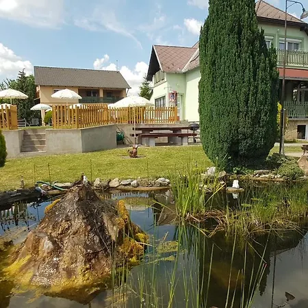 شقة Krisztian Apartmanhaz *